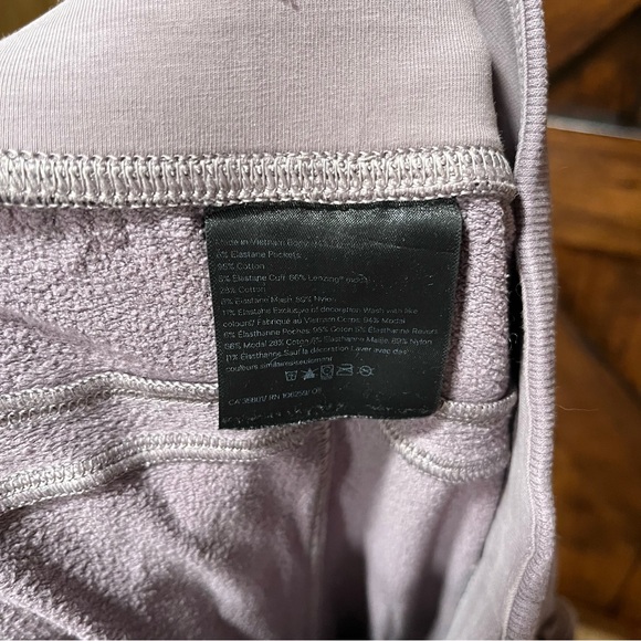 Lululemon Lavender ultrasoft comfy lounge jogger pants - Picture 5 of 6